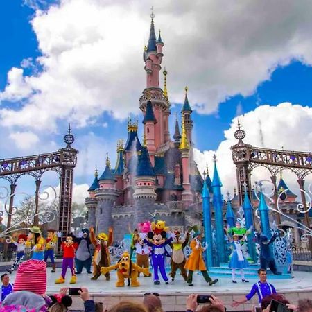 Creative Suite Disneyland Paris Serris Exteriör bild